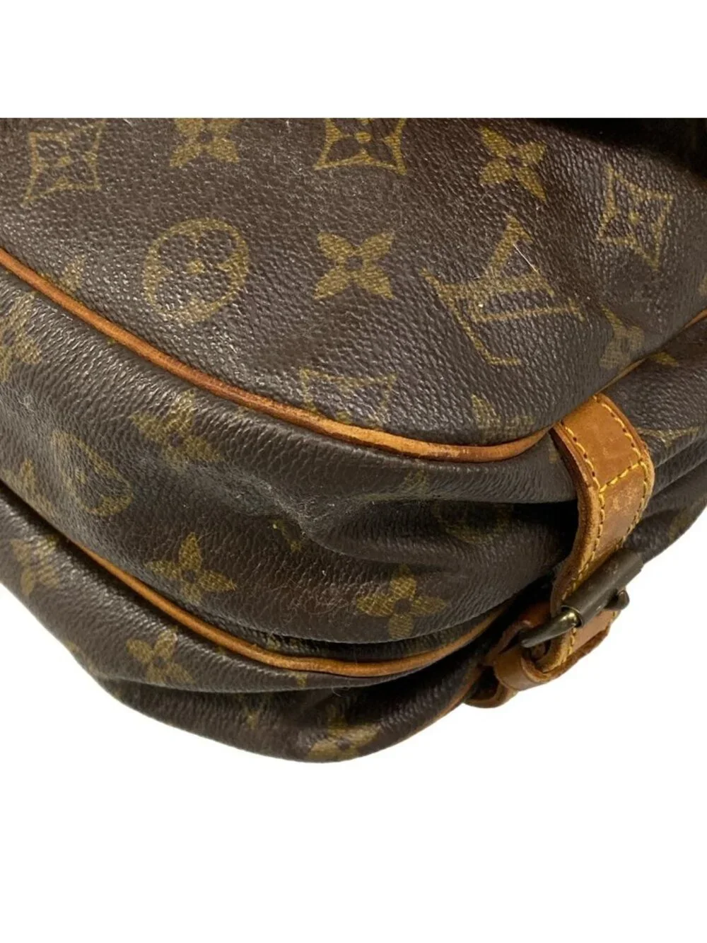 Louis Vuitton Shoulder Bag Monogram Saumur 30